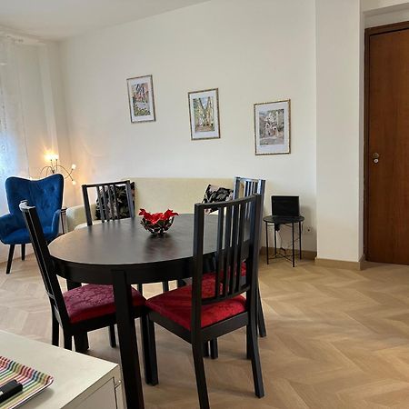 Dario'S House Apartment Scandicci Bagian luar foto