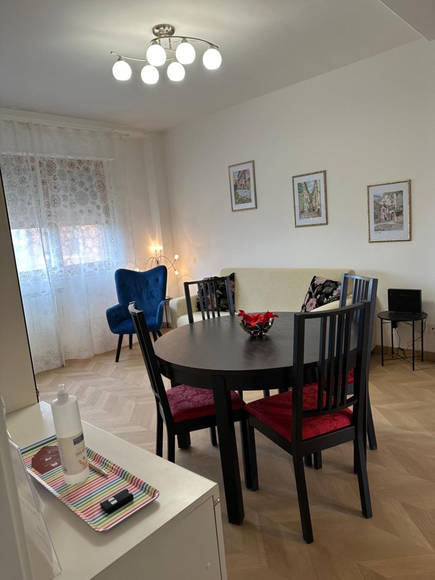 Dario'S House Apartment Scandicci Bagian luar foto