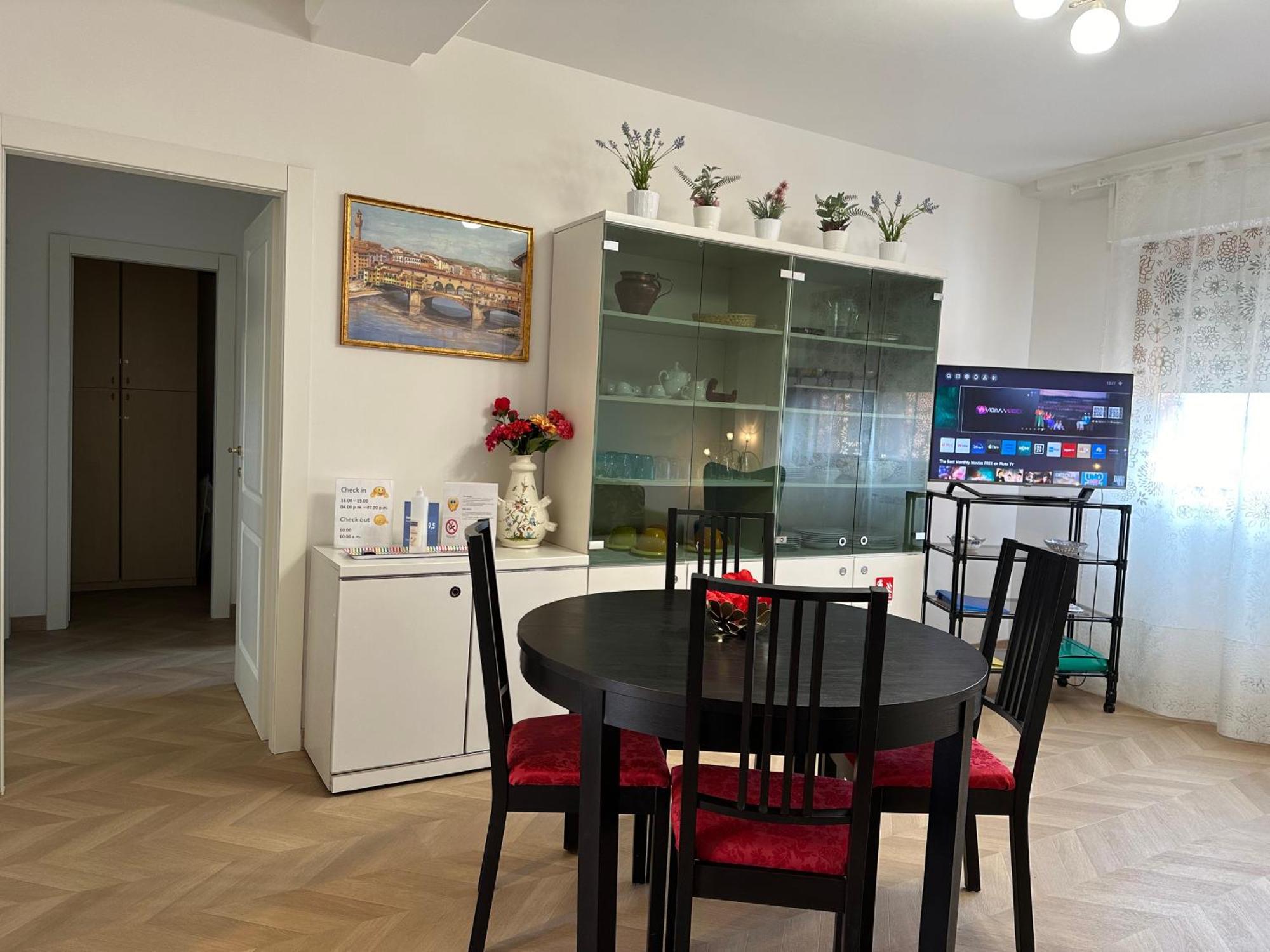 Dario'S House Apartment Scandicci Bagian luar foto